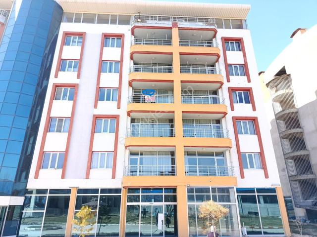 İhsaniye, Afyonkarahisar içerisinde satılık mülk