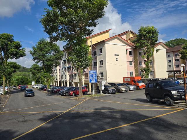 Apartment for sale in Petaling, Alam Impian