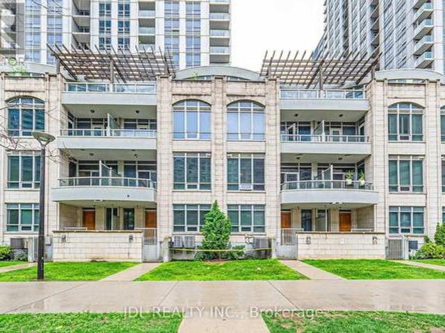 Townhouse for sale in Woburn, Ontario