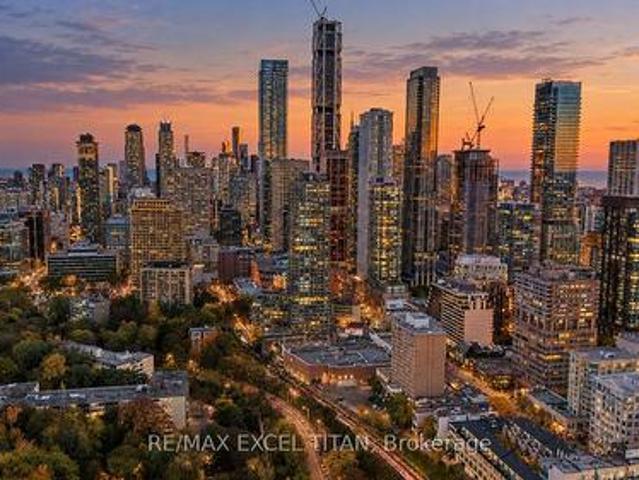 Townhouse for sale in University—Rosedale, Toronto