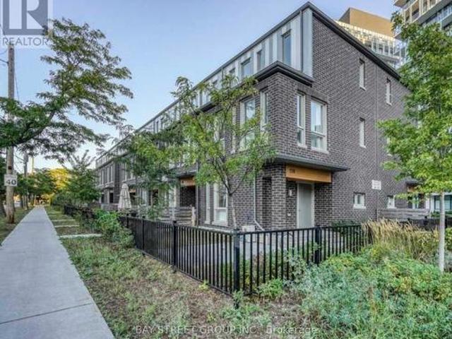 Townhouse for rent in Woburn, Ontario