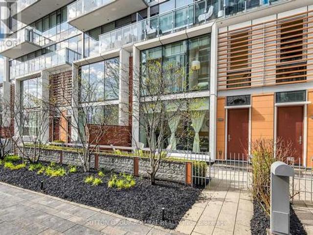 Townhouse for sale in Woburn, Ontario