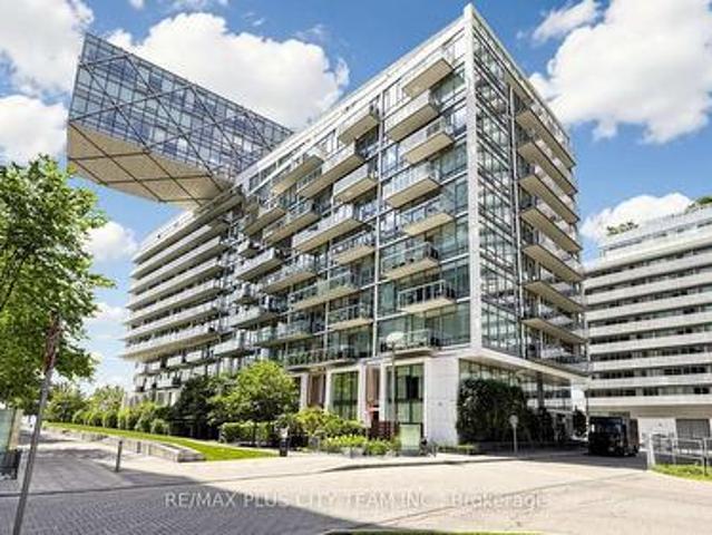 Townhouse for rent in Woburn, Ontario