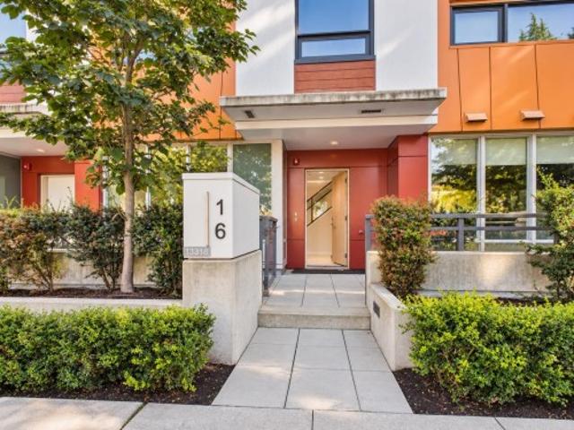 Townhouse for sale in City Centre, Surrey