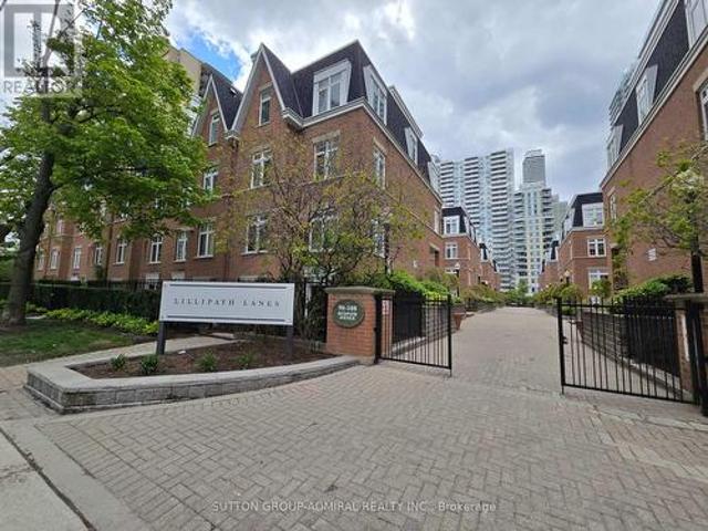 Townhouse for rent in Toronto