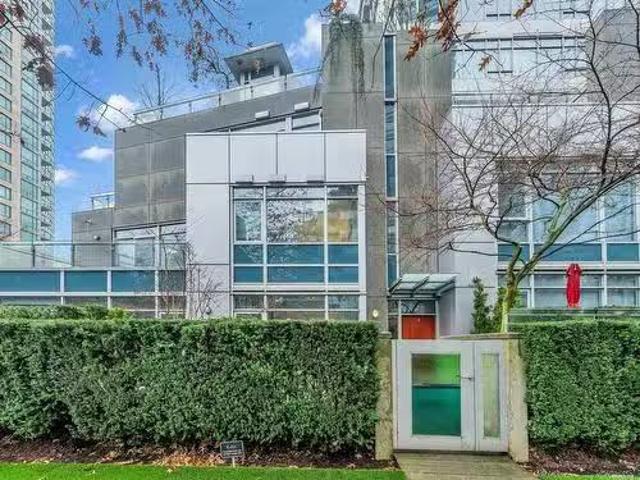 House for sale in Vancouver, British Columbia