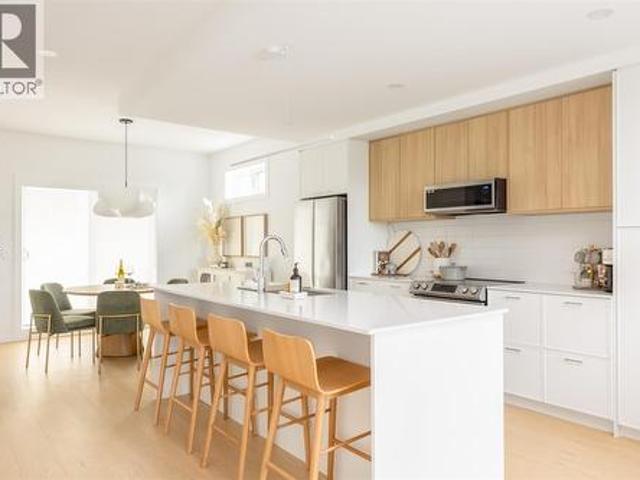 House for sale in Saanich Core, Saanich