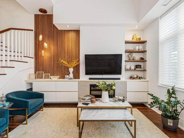 Condo for sale in Woburn, Ontario