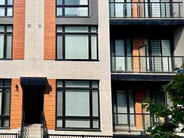 Townhouse for rent in Richmond Hill