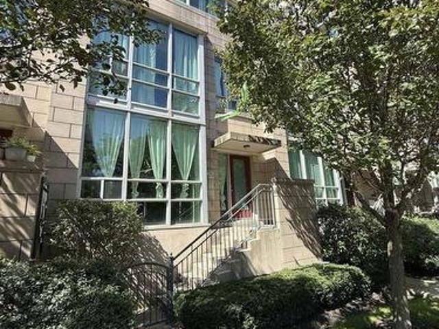 Townhouse for sale in Mississauga, Ontario