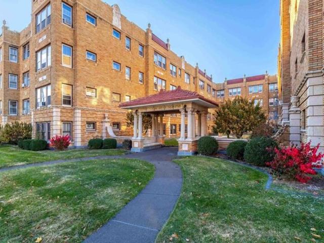 Condo for sale in Rock Island, Illinois