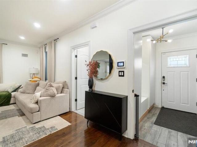 House for sale in East Orange