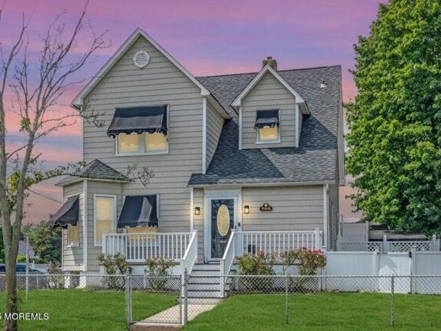 House for sale in Monmouth, New Jersey