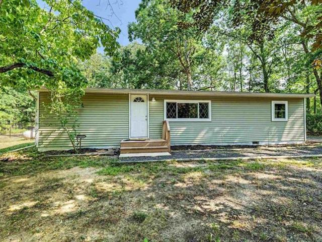 House for sale in Dorothy, New Jersey