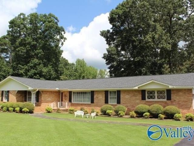 House for sale in Arab, Alabama