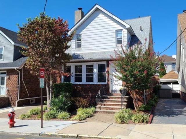 House for sale in North Bergen, New Jersey