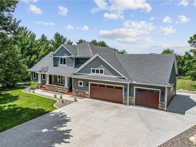 House for sale in Big Lake