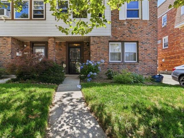 House for sale in Queens, Arverne