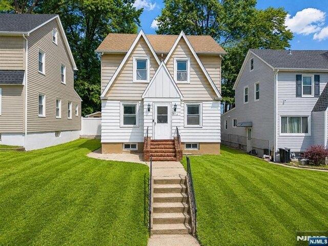 House for sale in Passaic, New Jersey