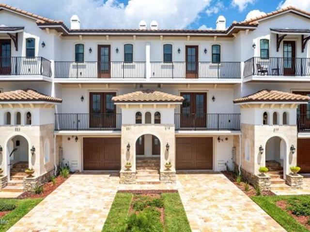 House for sale in Jacksonville Beach