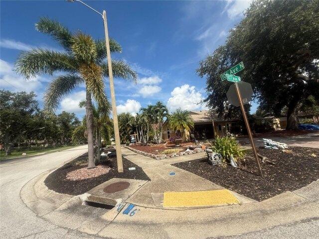 House for sale in Seminole