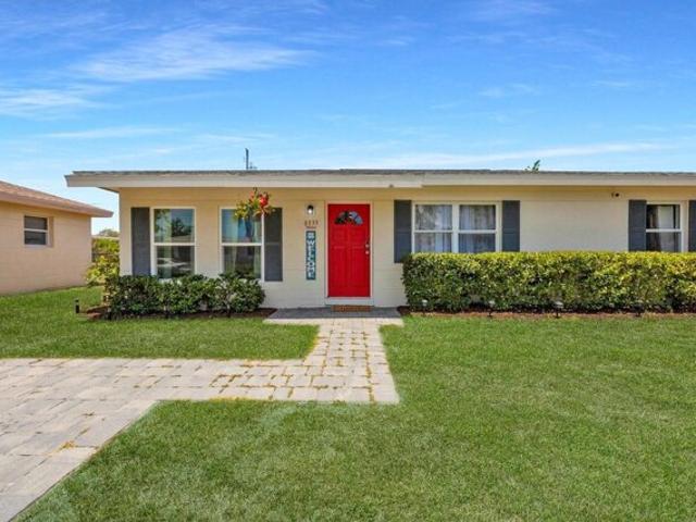 House for sale in Seminole