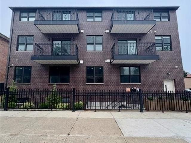 Condo for sale in Arverne, New York