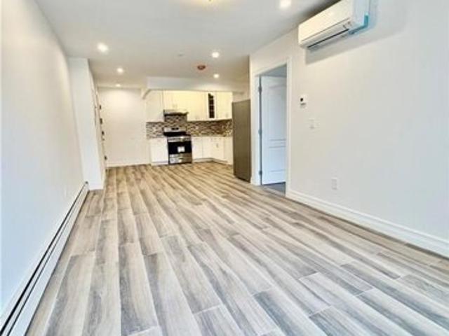 Condo for sale in Arverne, New York
