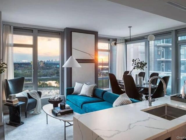 House for sale in Queens, Arverne