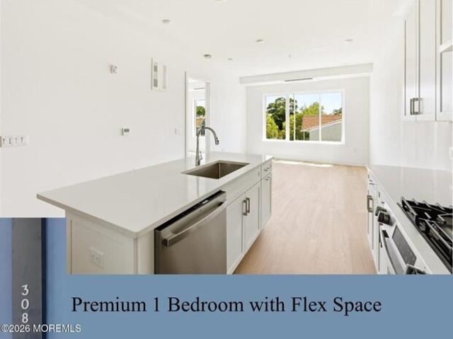 Condo for sale in Monmouth, New Jersey