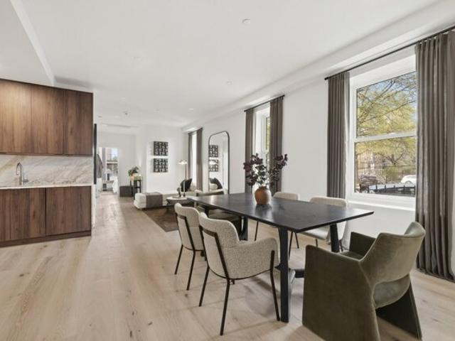 Condo for sale in Arverne, New York