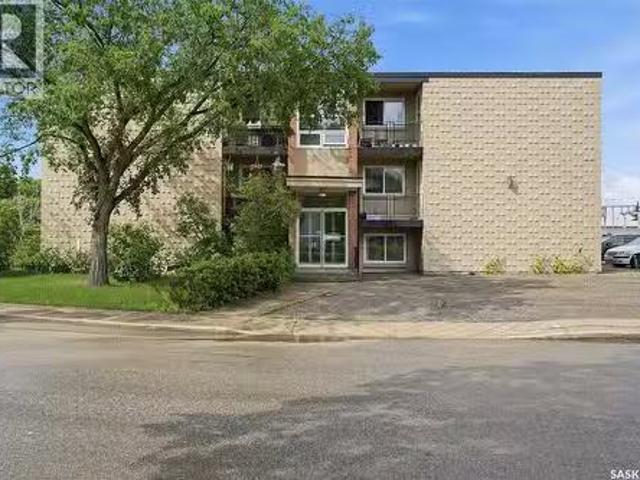 Condo for sale in Coronation Park, Regina