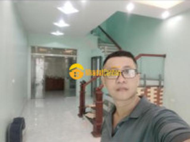 Nhà mặt phố bán