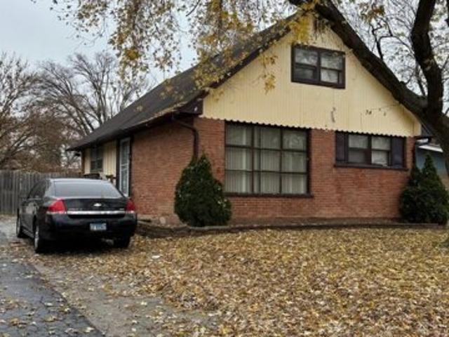 House for sale in Country Club Hills, Illinois