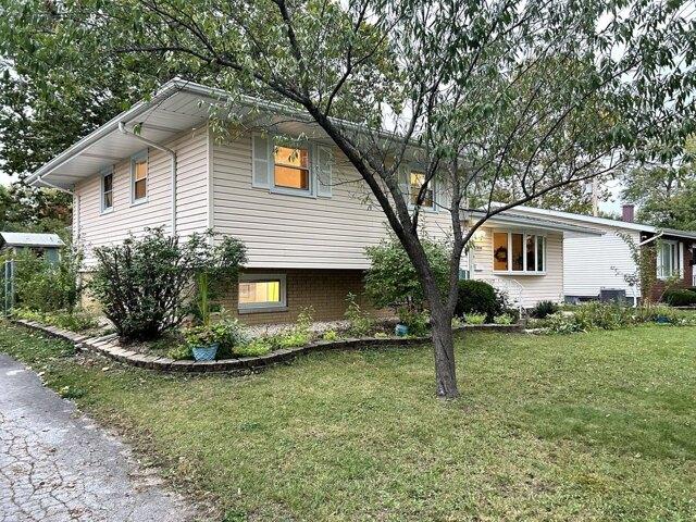 House for sale in Lansing, Illinois