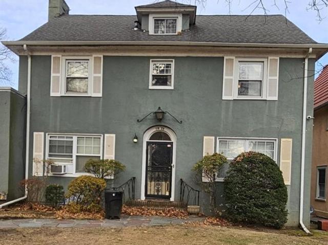 House for sale in Kew Gardens, New York