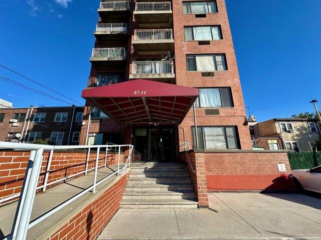 Condo for sale in Elmhurst