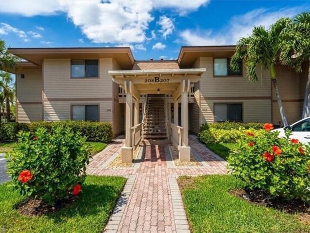 Condo for sale in Bonita Springs