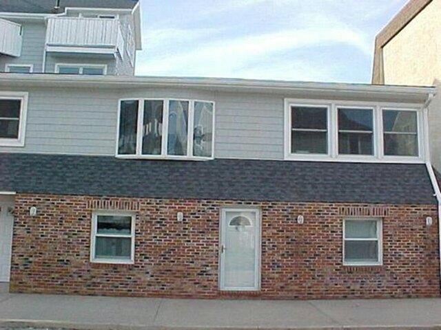 Condo for sale in Sea Isle City Condo for sale in Sea Isle City