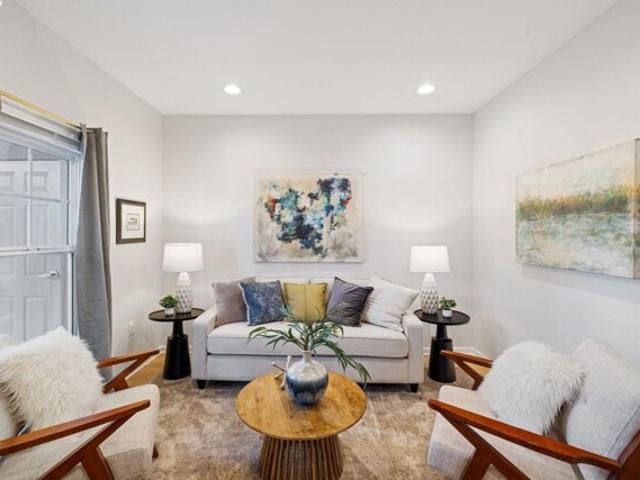 Condo for sale in Emeryville, California