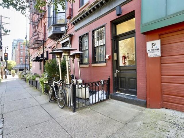 House for sale in Hudson, New Jersey