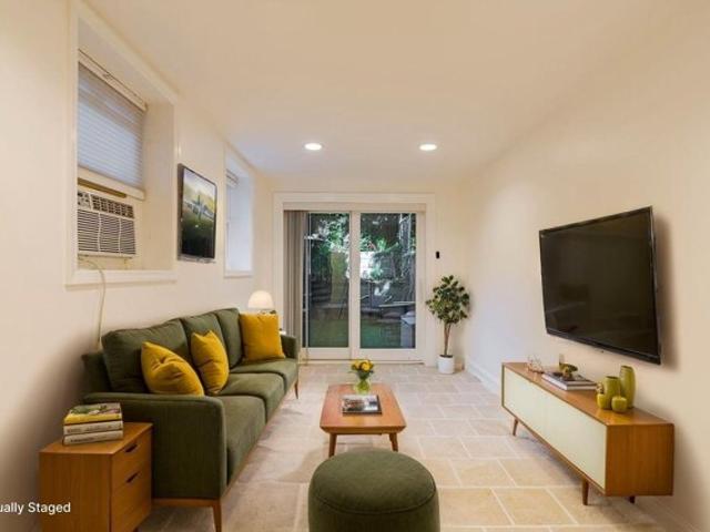 Condo for sale in Hudson, New Jersey