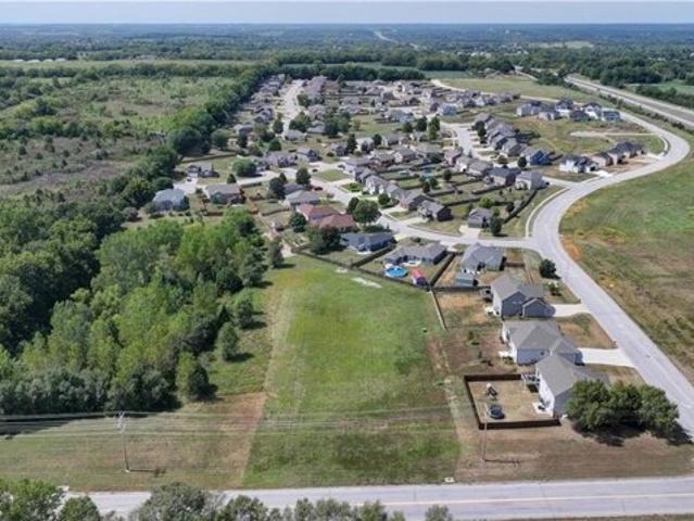 Land for sale in Basehor, Kansas