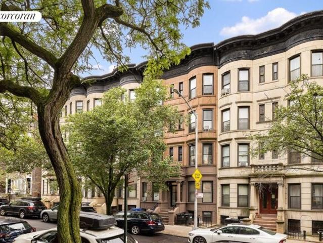 Apartment for sale in Brooklyn