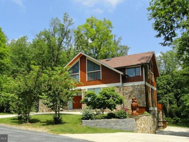 House for sale in Cabin John