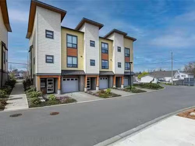 House for sale in Courtenay, British Columbia