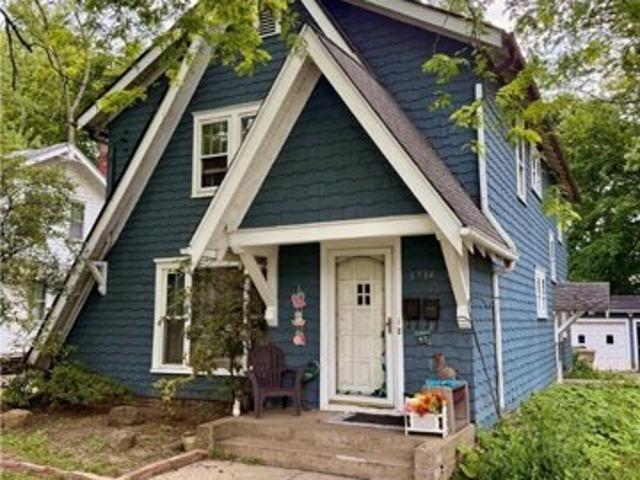 House for sale in Cuyahoga Falls