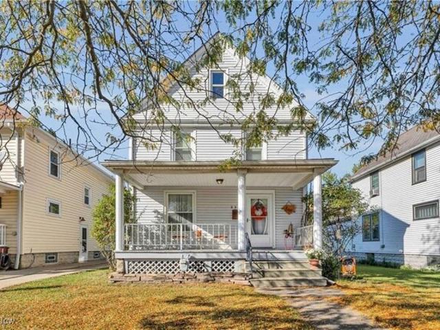 House for sale in Elyria, Ohio