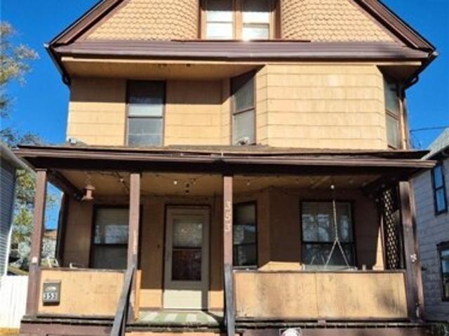 House for sale in Elyria, Ohio
