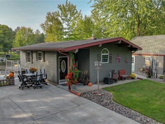 House for sale in Holcombe, Wisconsin